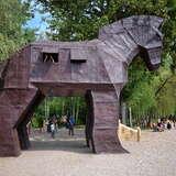 Obrazek: Koń trojański w Parku Mitologii Zatorland